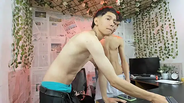 heyy_noah11 webcam