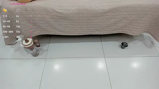 martina_ayala webcam