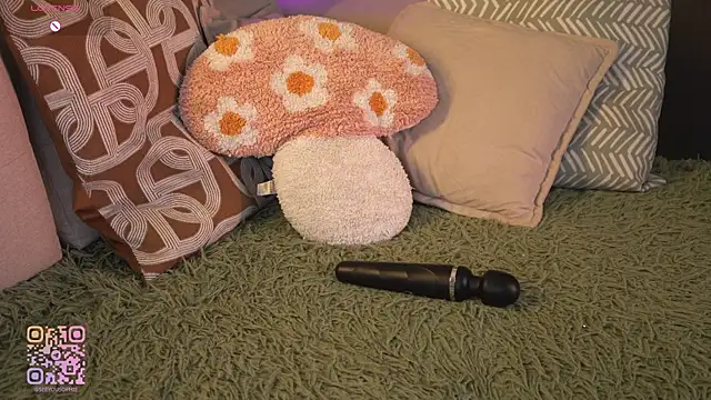 FlairEdgin live cam on StripChat