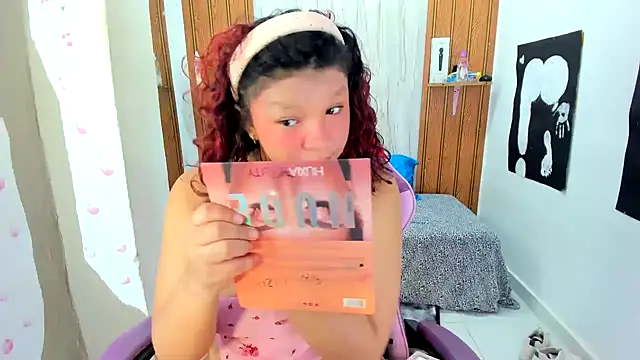 Emily_Coper18 webcam