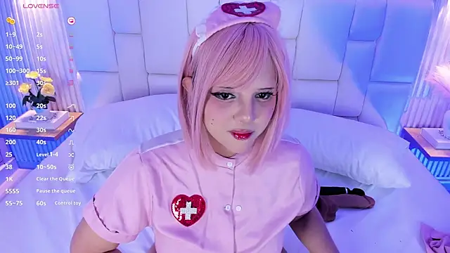 NanaOsaky webcam