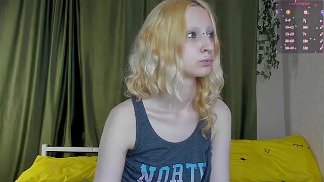 Lexy-Woorhez webcam