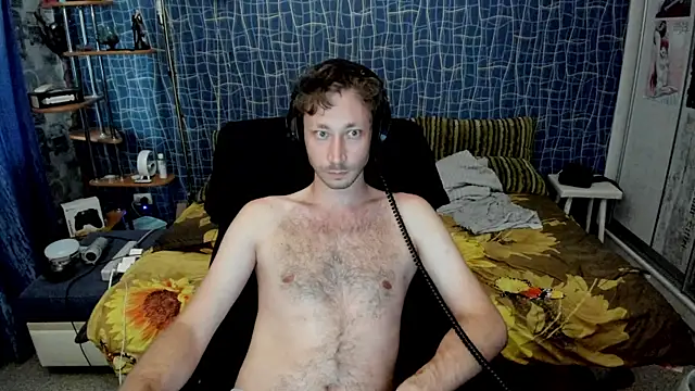 CuteBoy228 webcam