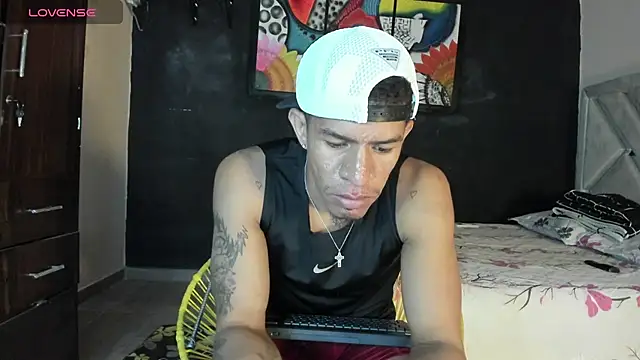 antonio_aguilarx webcam