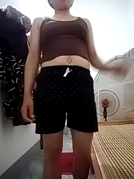 Bella-lynlyn webcam
