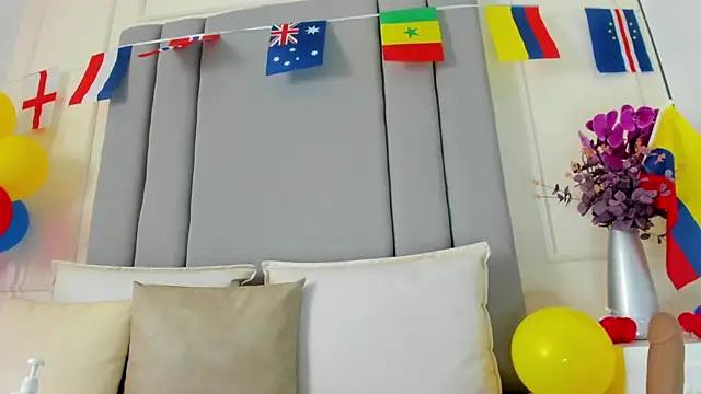 CannelaSmith webcam