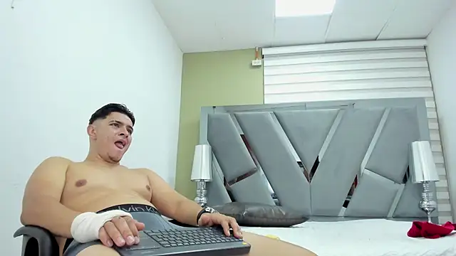 DAVID_VICTORIAA