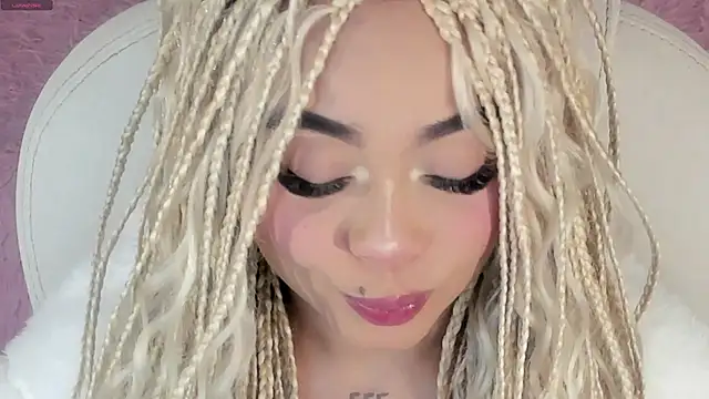 conny__curly webcam