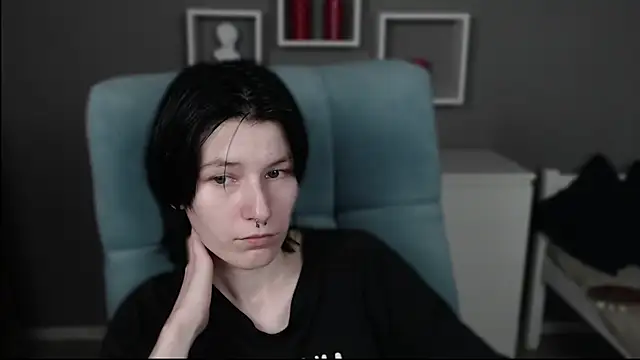 guitarandangell live cam on StripChat