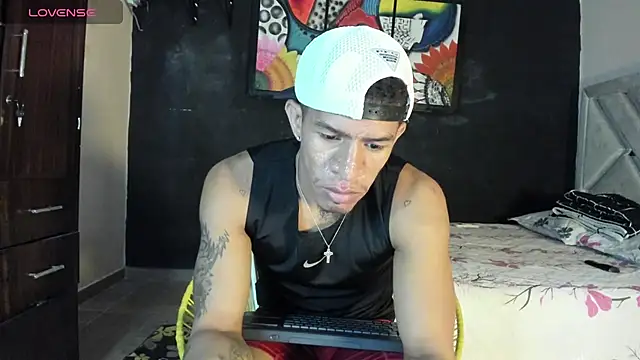 antonio_aguilarx webcam