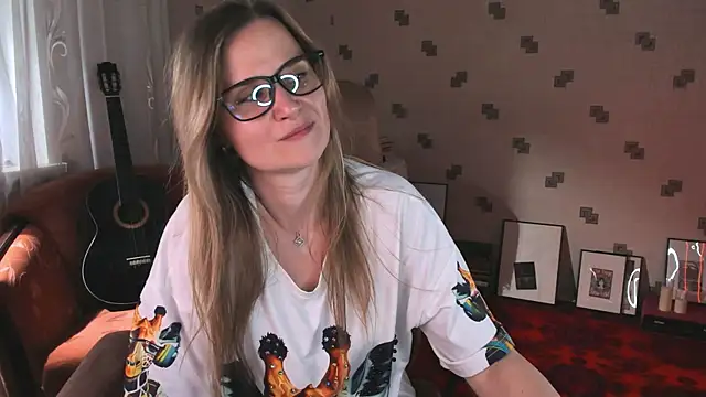 MiaSparkes webcam