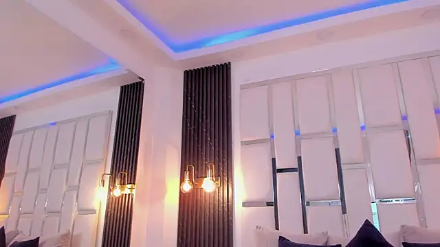 miia_blumm webcam