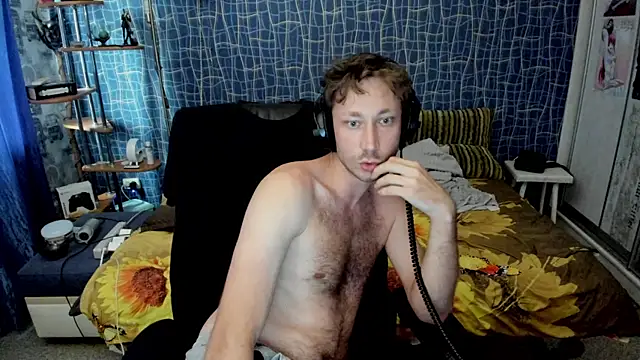 CuteBoy228 webcam
