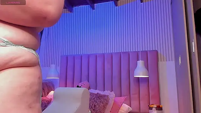 ScarlettDreamss7 webcam