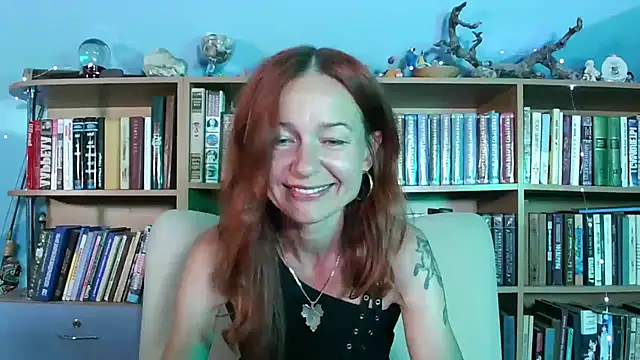 Foxilady357 webcam