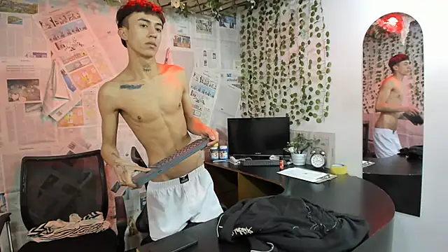 heyy_noah11 webcam