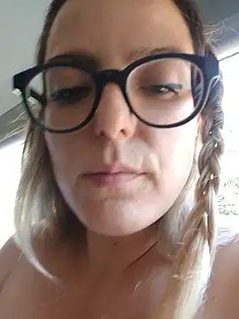 dolcehelena993 webcam