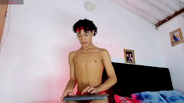 lyan_77 webcam