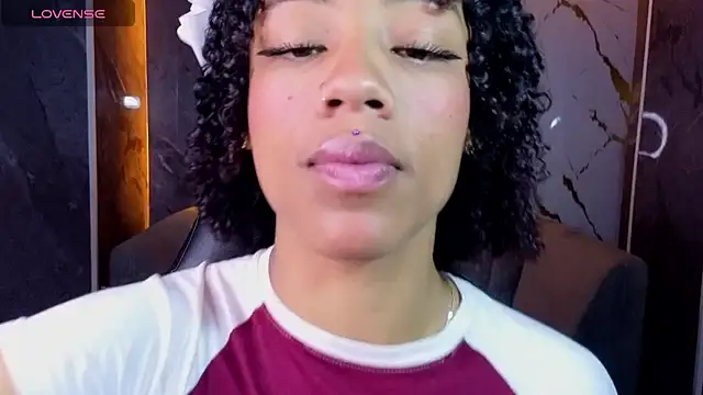 Violeth_b webcam