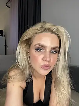 April_Purr webcam