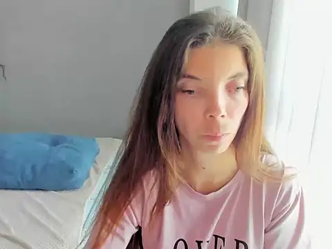 LikaAeiston1 webcam