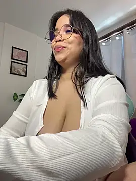 tati_reyess webcam