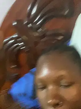 Vivi_na19 webcam