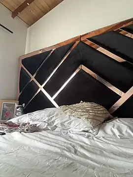 emmyjhonson07 webcam