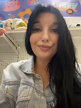 Tisha_Busty