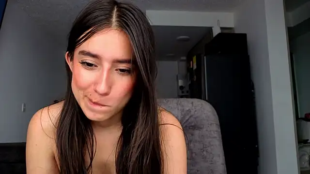Adhara_Kitten webcam
