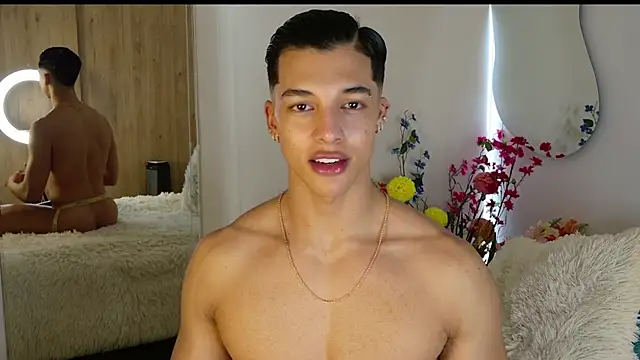 Troye_Williams webcam