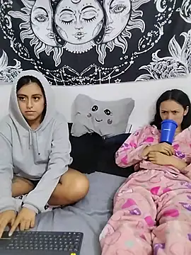 abby_n_emily webcam