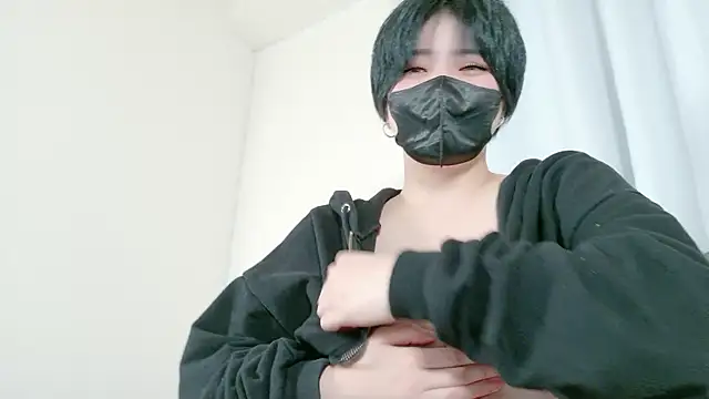 boyishmikuri webcam