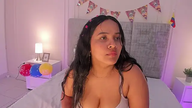 Emma-Velez webcam