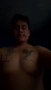 LatinoLeones webcam