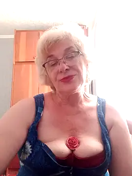 52MiaLove02 webcam