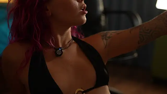 Sarah_Pink webcam