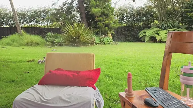 NatashaDiamond webcam