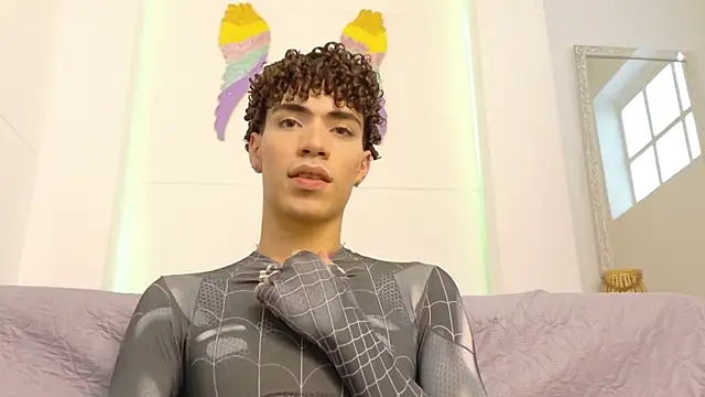 Monyel_Blake webcam