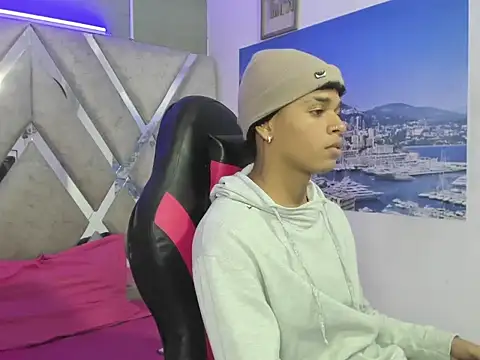 nova_mitchell7 webcam