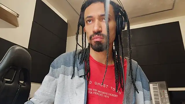 FavelaDaddyCum webcam