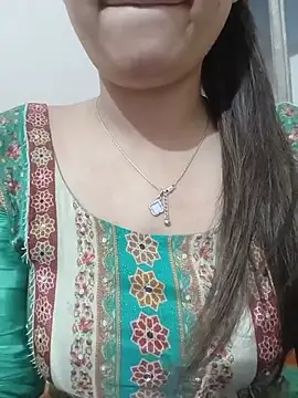 Shanaya-Hotty webcam