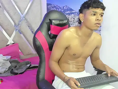 nova_mitchell7 webcam