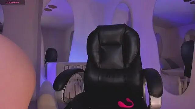 EveBensonX webcam