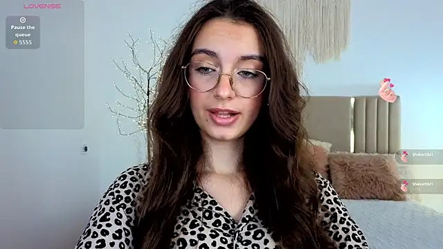 Real_cutie1 webcam