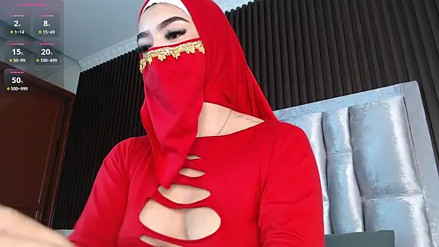 Zahra_milks webcam