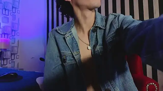 Twink_Sebas7 webcam