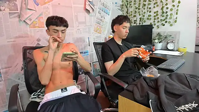 heyy_noah11 webcam