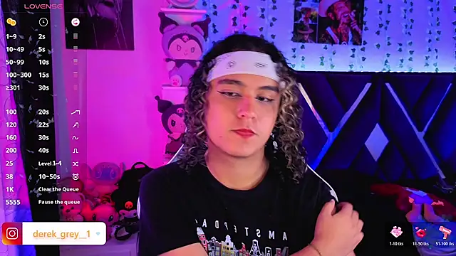 derek_greyy__ webcam