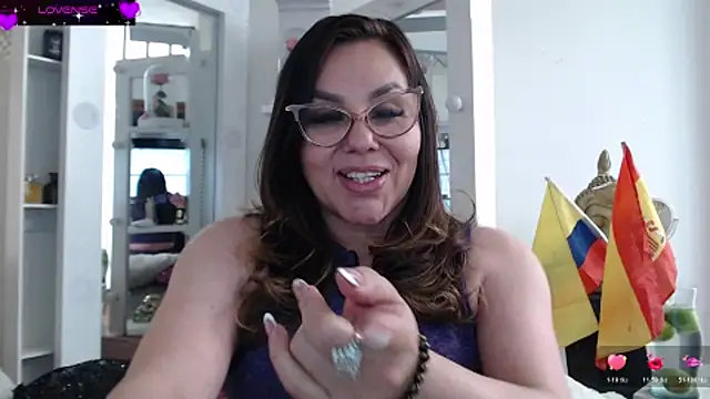 Myrnasexxx webcam